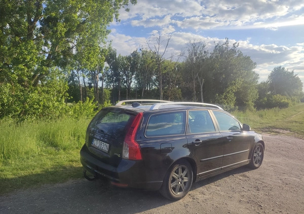 Volvo V50 cena 19000 przebieg: 259000, rok produkcji 2011 z Toruń małe 92